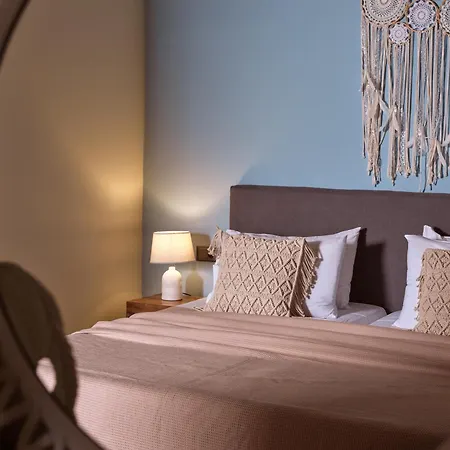 Ilision - Contemporary Living Residences 4*