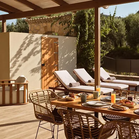 Aparthotel Ilision - Contemporary Living Residences 4*