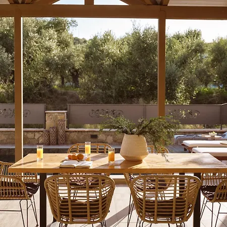 Ilision - Contemporary Living Residences Aparthotel