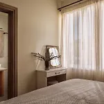 Ilision - Contemporary Living Residences