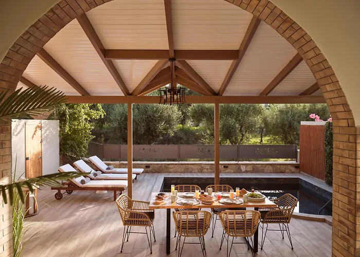 Apartahotel Ilision - Contemporary Living Residences Argassi