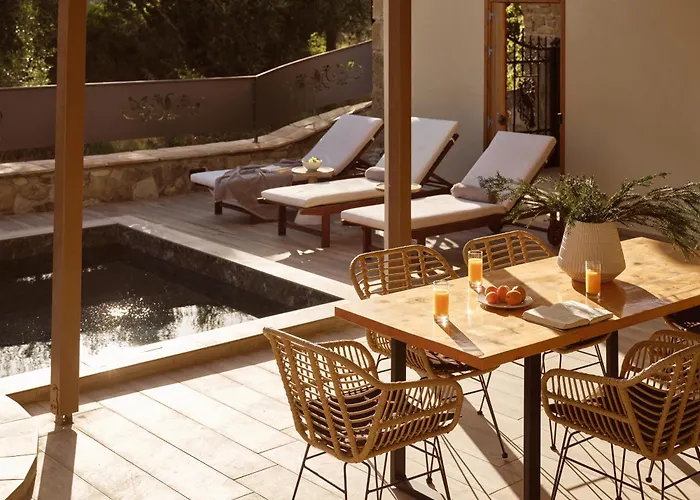 Apartahotel Ilision - Contemporary Living Residences 4*