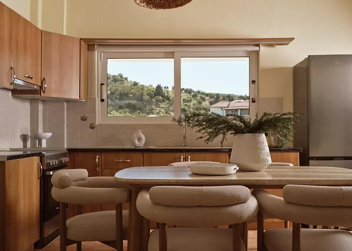 Apartahotel Ilision - Contemporary Living Residences 4*